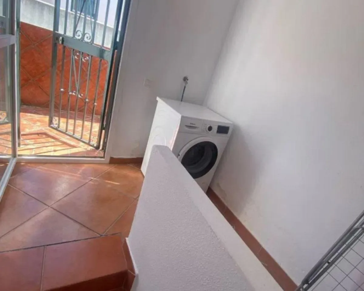 b6a37c85-6777-4e5c-ba9b-a6f221c498f2