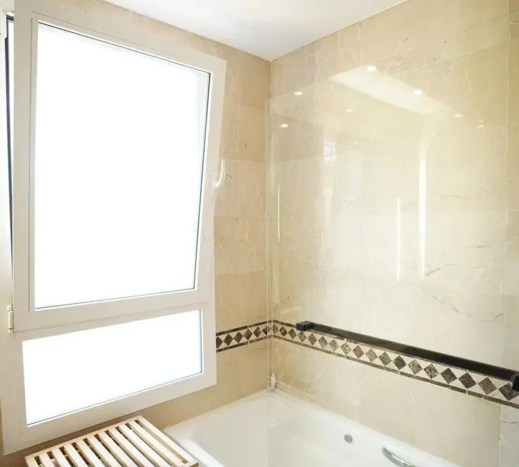 528e4552-e1bc-4626-bf36-cdca074d9de5