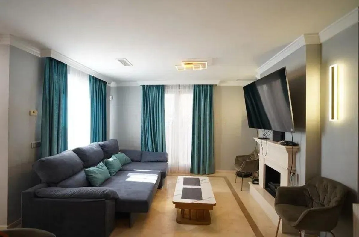 7577d868-0b02-4134-a2f8-f528de3e92ce