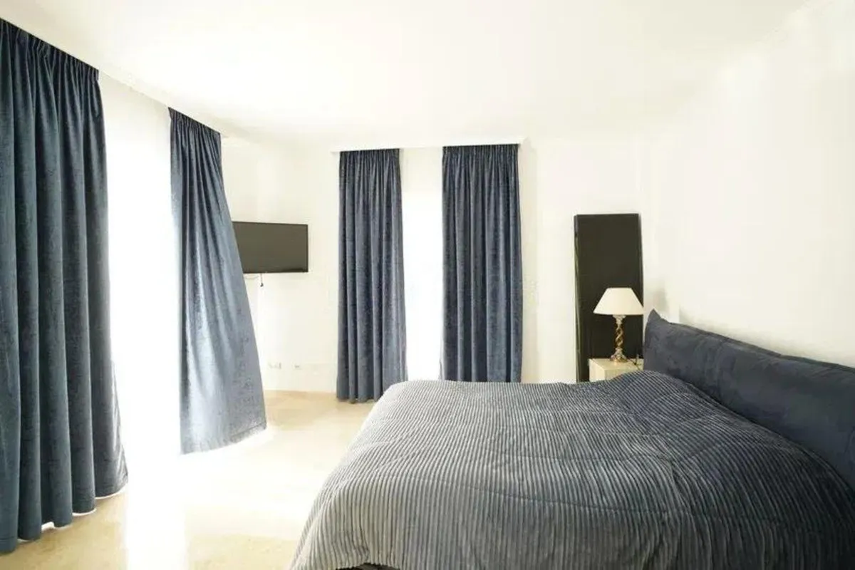 aa860be9-d28a-4b83-94f9-8c7d124d4ad1