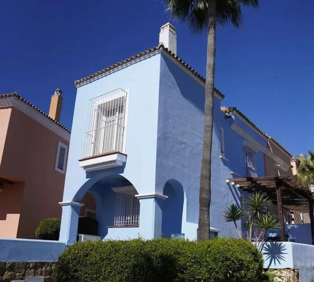 f1ab194b-5487-4450-a6c5-c3f17c9337f2