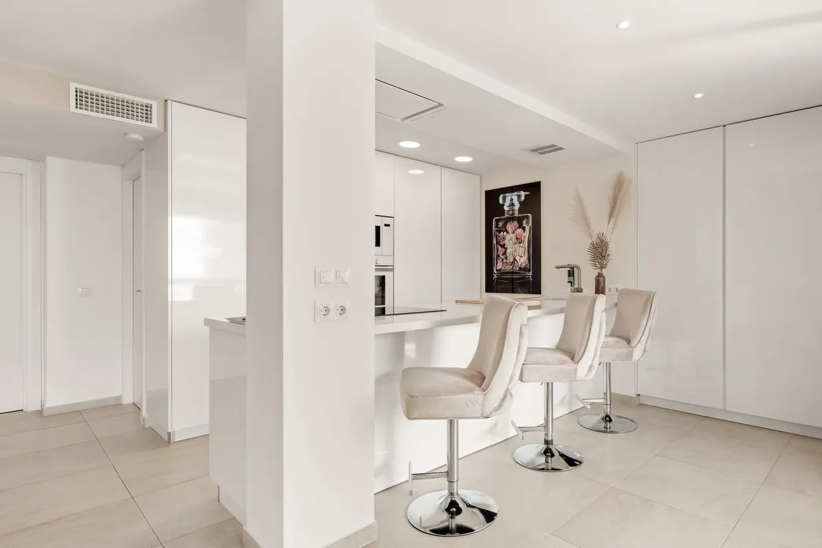 4d39e2f4-db83-4131-9026-baa7c06cdc34