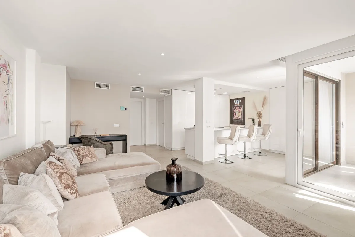 5044161a-5b98-4558-a2d9-5ea66b8c8d7b