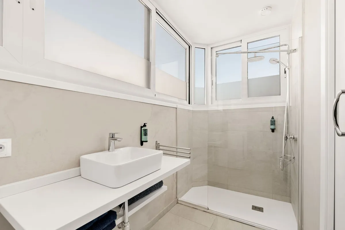 7ee4e325-33a7-4076-829d-479bbcdec603