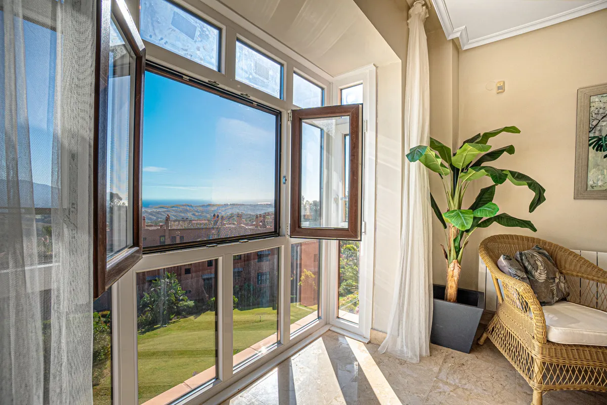 15b69bed-1cdf-41bf-8da7-30872f73e23c