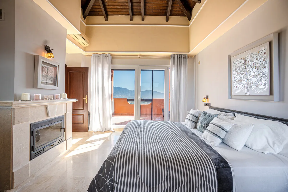 3eaa8185-609a-4d18-9e8d-e938e91a38f0