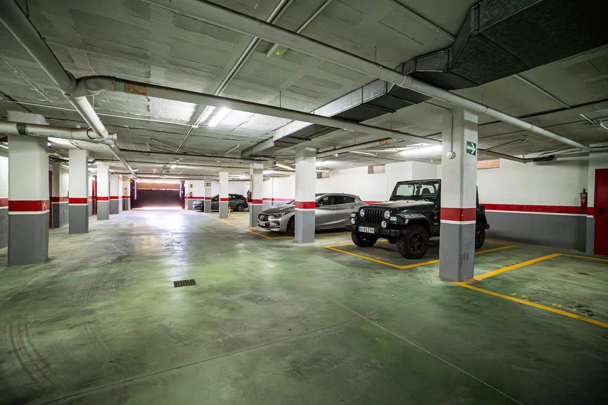 551a0c44-dc0f-43e0-9e99-87e3c3bcb54c