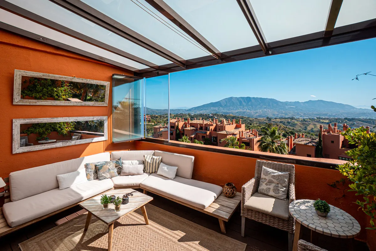 708ea055-8f61-40f0-ba69-2ab836922ace