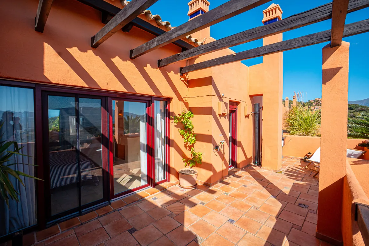 a2200c89-a13b-4948-9087-10f4cafd8f98