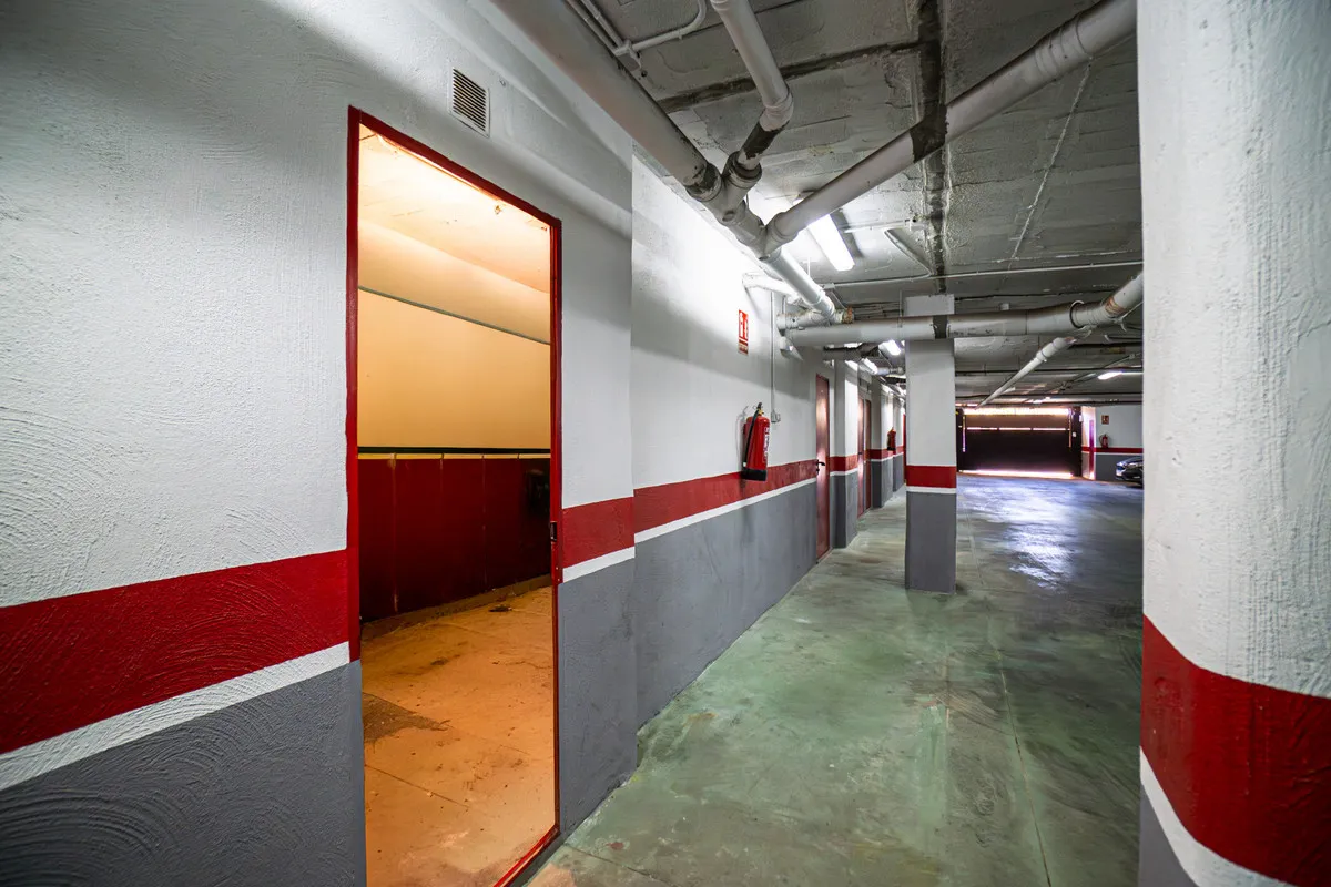 fb75b5c1-7f88-4edf-9f92-dff650036f60