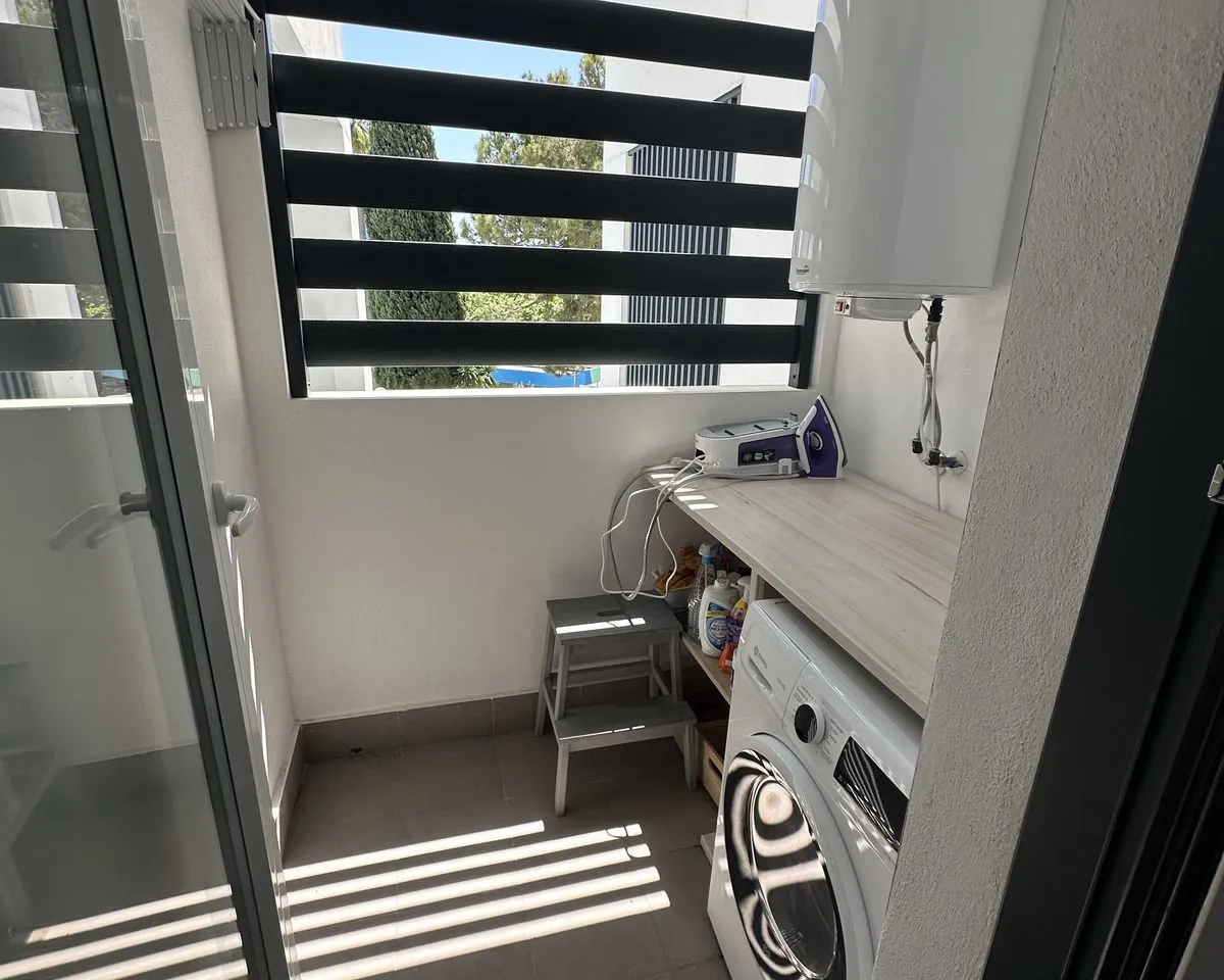 8c7e66ec-e1e8-48eb-aee7-d33a2b279d47