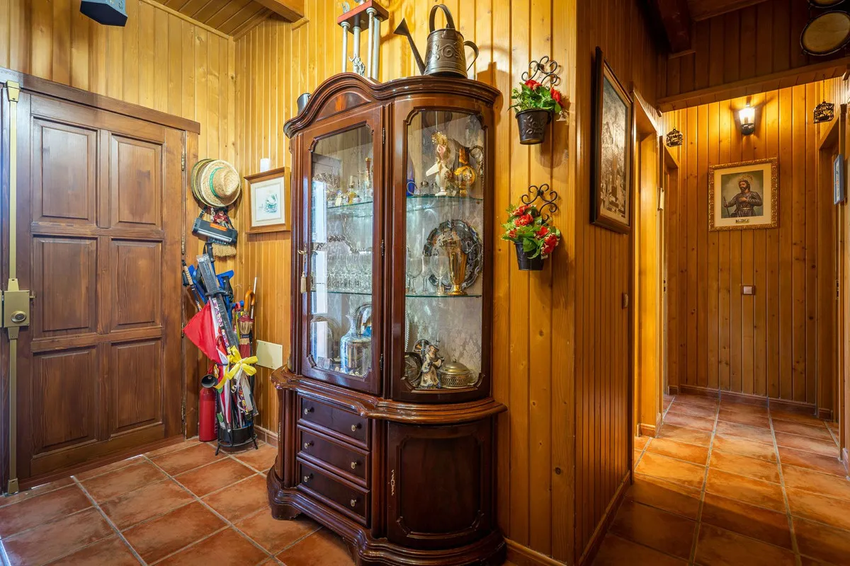 c33016e4-dac0-4c9c-a1de-486a0545d332