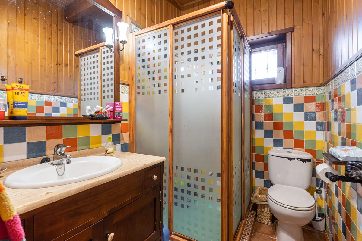 da09044e-87c8-4f8b-87a7-2ad86bb98113