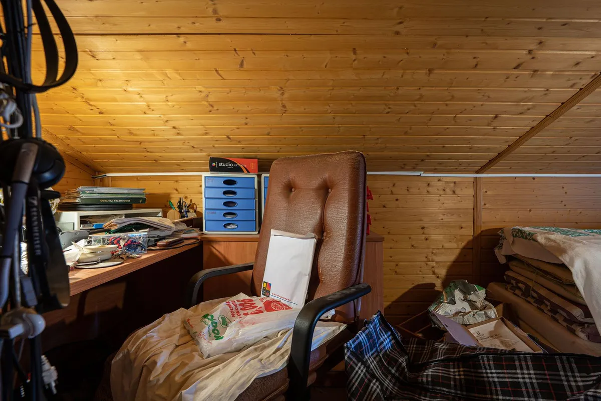 eaf209cf-93cb-4dd8-8ea3-cff8d1257037