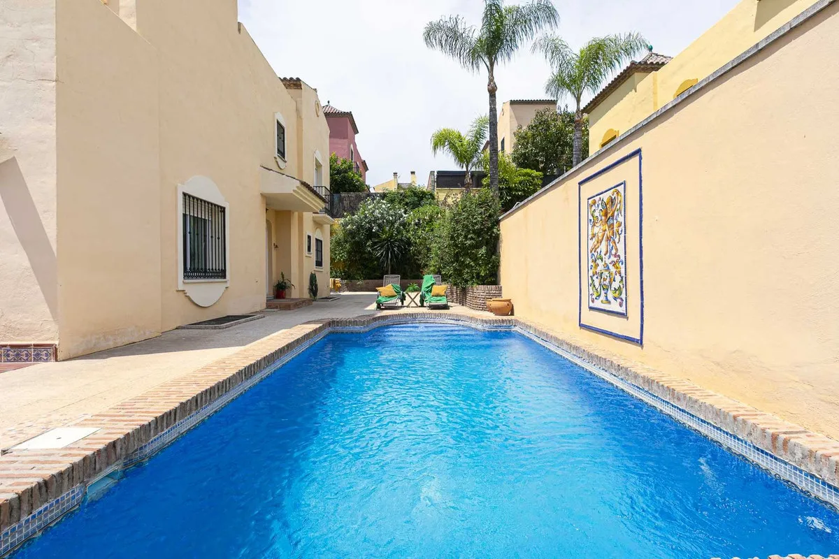 37e92b90-e894-4e89-9df1-d27732d31116