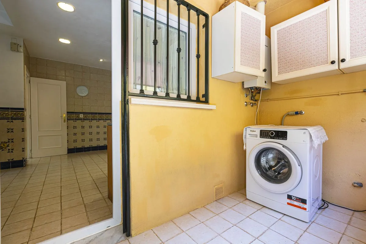 90b60787-50c6-42b3-9f80-164909cee046