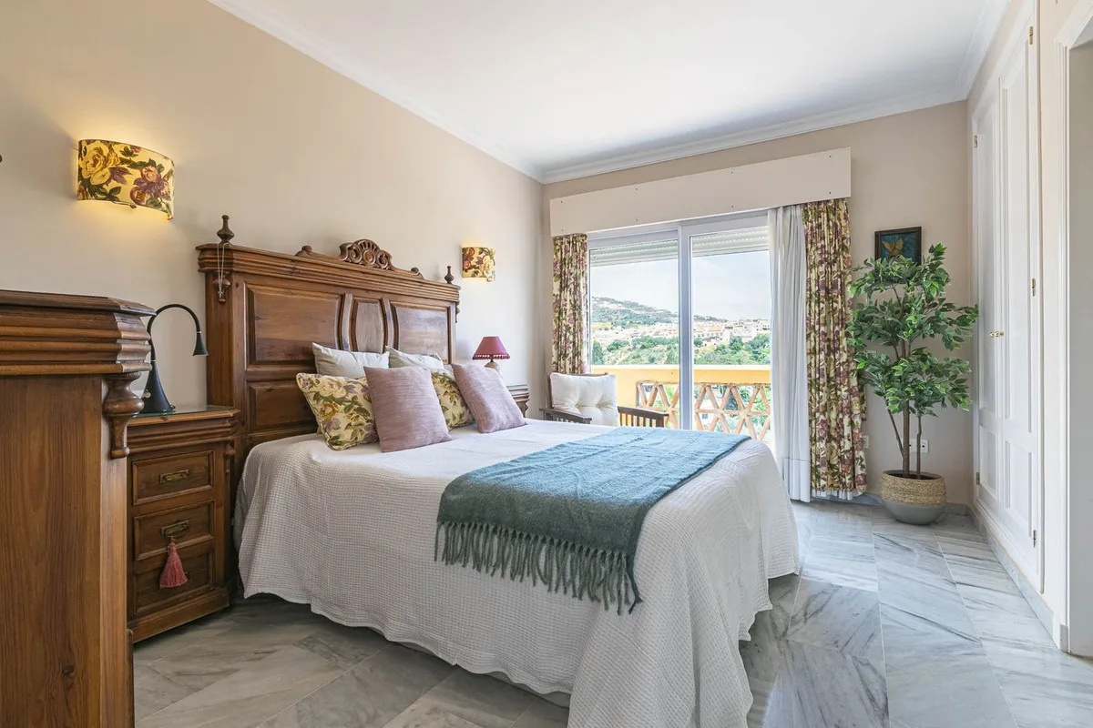 c7a4adaa-b6b2-446c-be1f-d2f8daf0e426