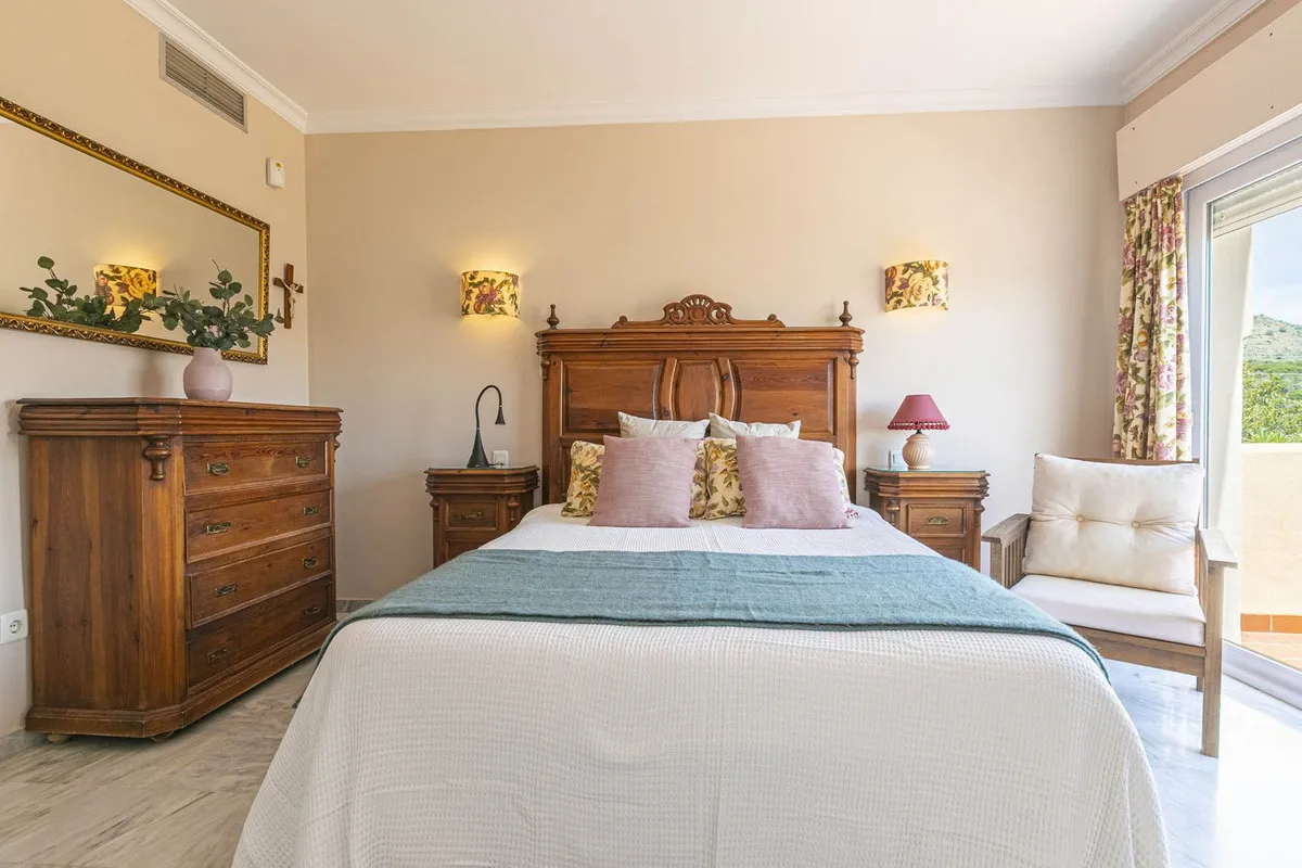 cccc8bea-a226-495d-a6fc-4314aaea0e4d