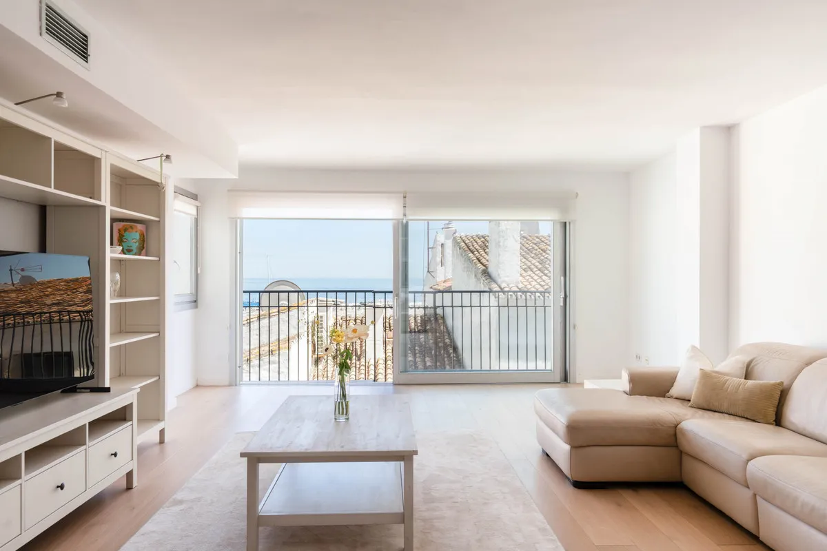 7723e745-74f7-414d-b76e-9a8b4401b129