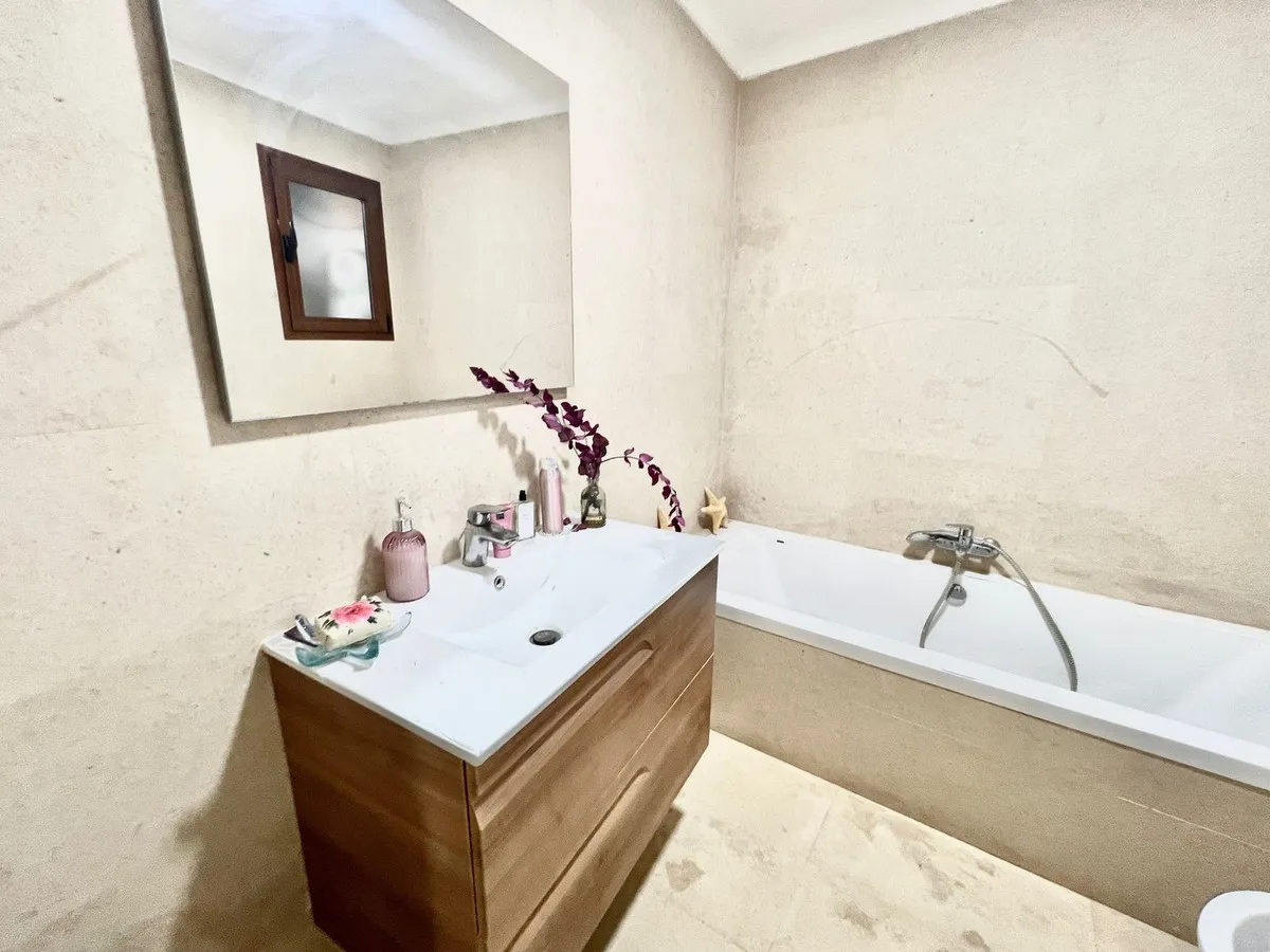 17f1d22f-dcec-44a6-9edc-ceb0d99e0200