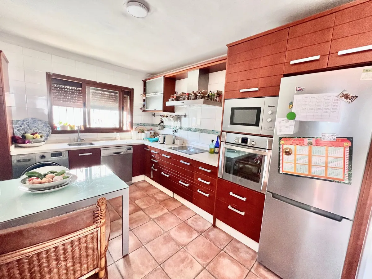 77b50e9e-90f1-410a-a681-0ffbc415da13