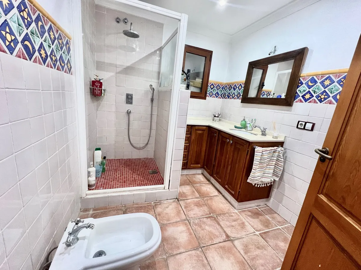 978efc77-410b-4d16-9e0d-c2b4c41a0d35