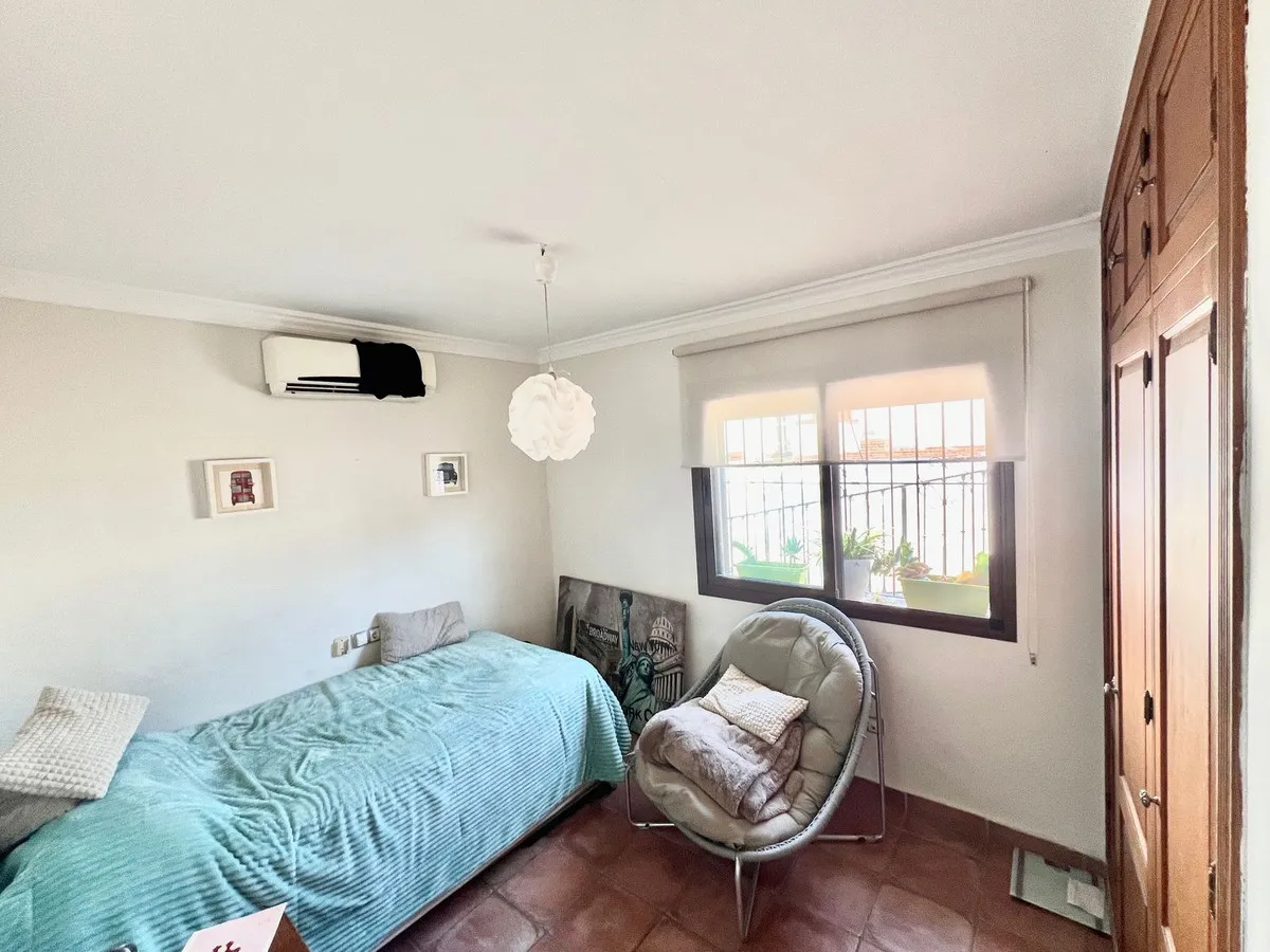 c3e8ddde-8fa9-42af-a6dd-54648e3ad9e8