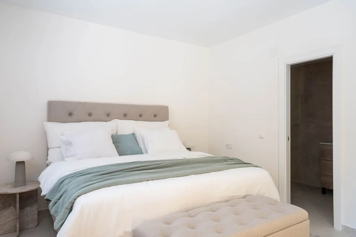 3edd1fab-01f2-48c6-8aa4-5650509c7083