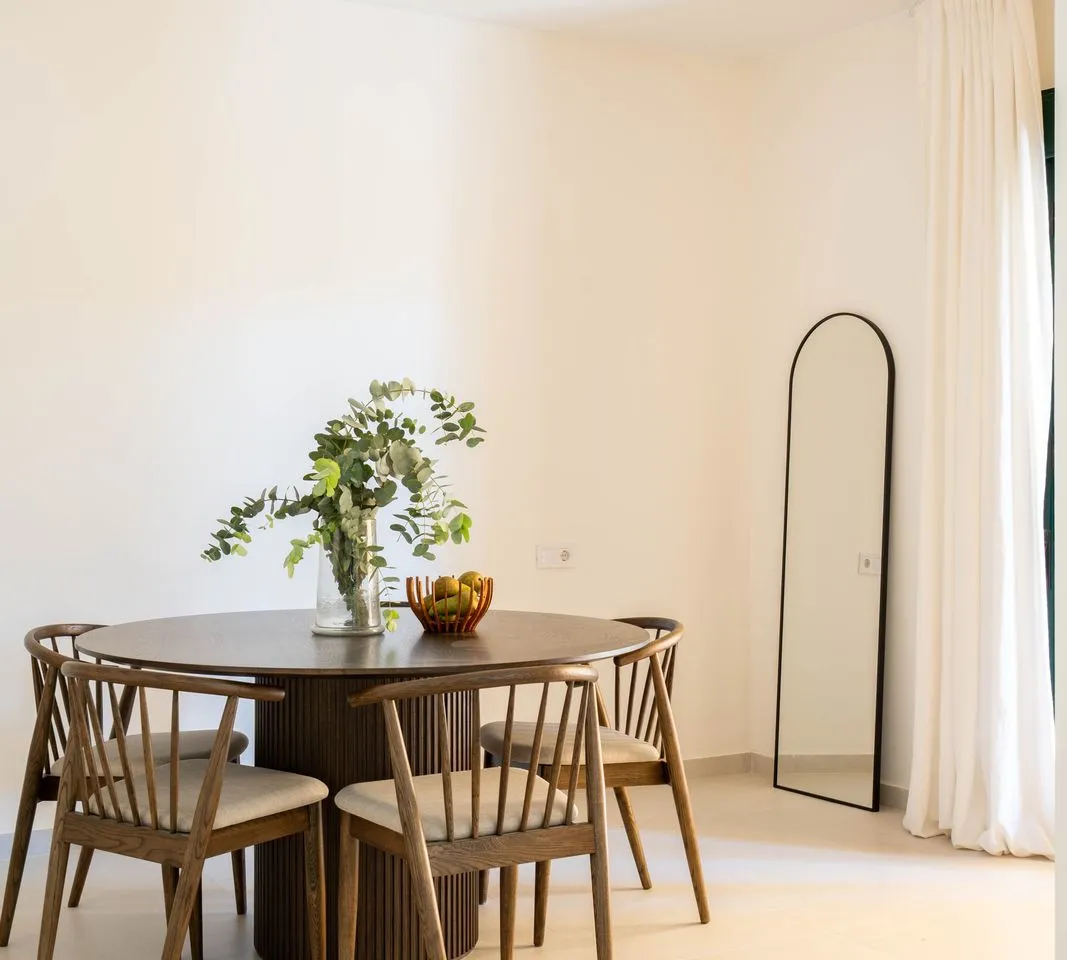 eca69630-8959-4c70-95e9-687410d52e02