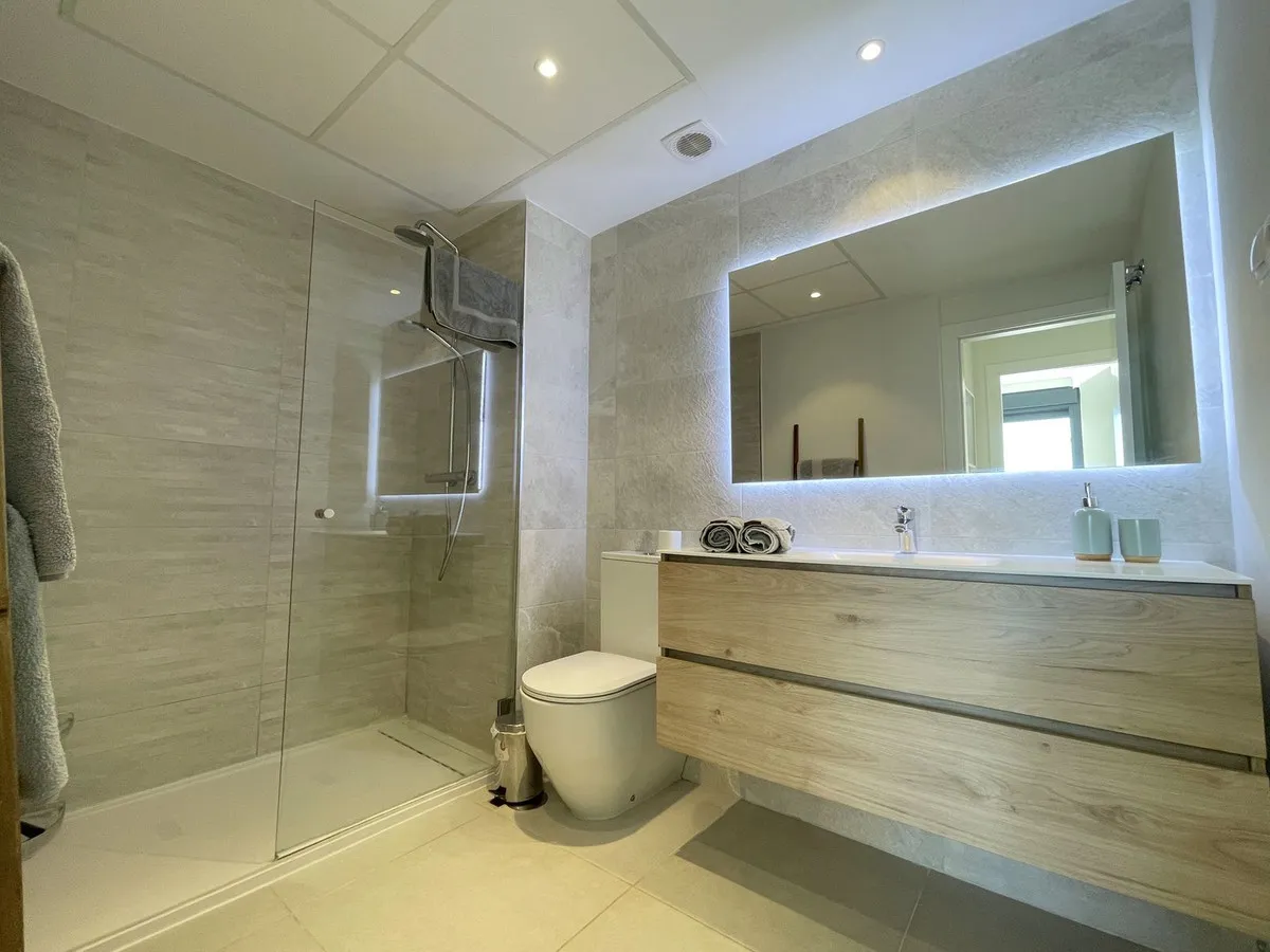 17aa9454-18ff-4fae-b331-2c013e53a31a