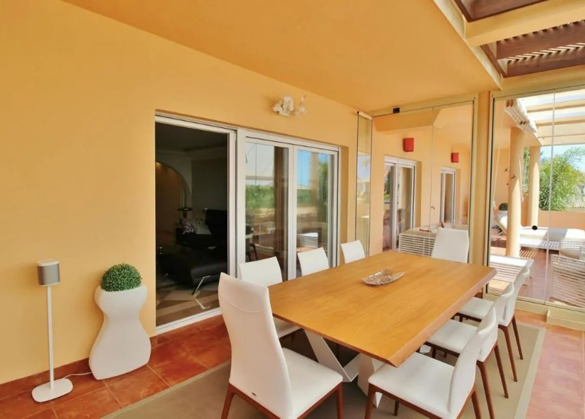 5ede8c8a-c52f-4315-bfe4-fbe57450c328