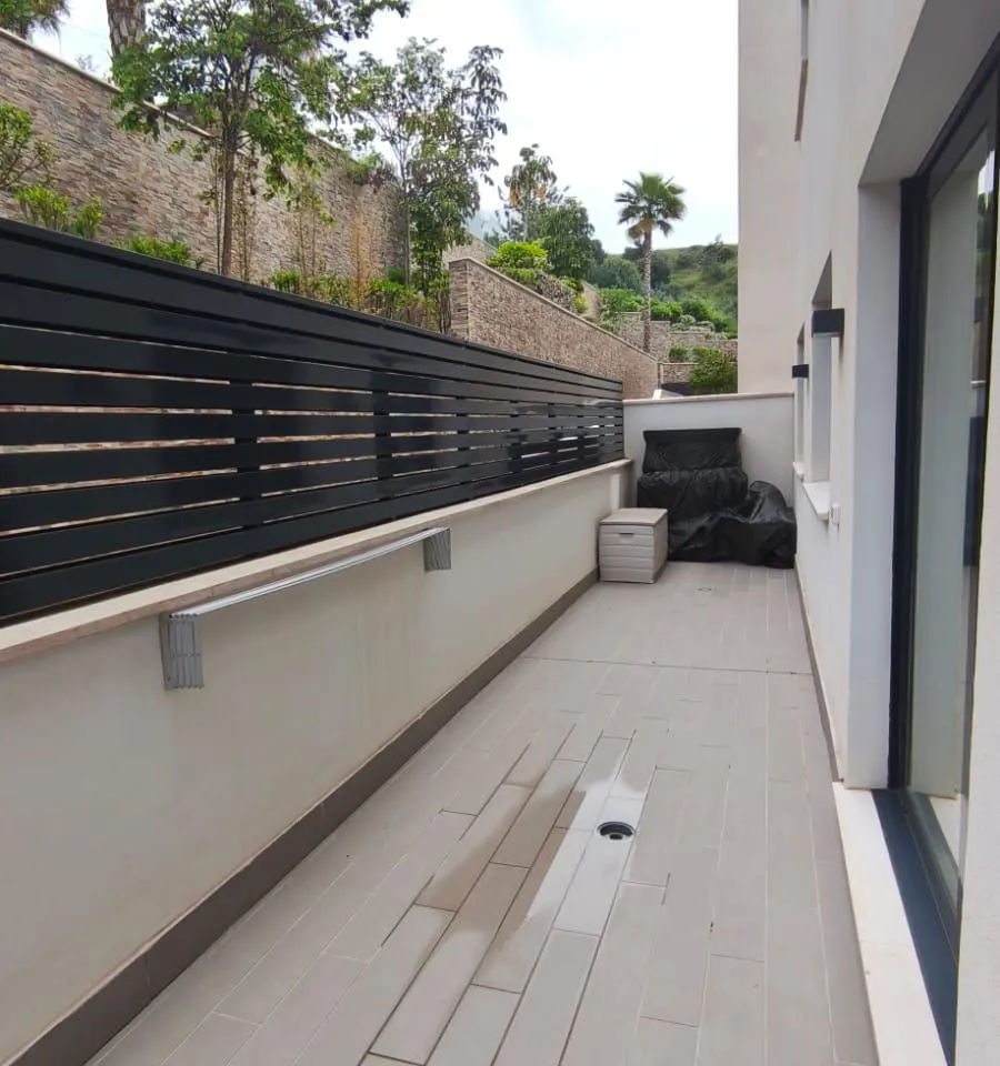 c4758fdd-5121-4cb8-9d47-1ba743f64a35