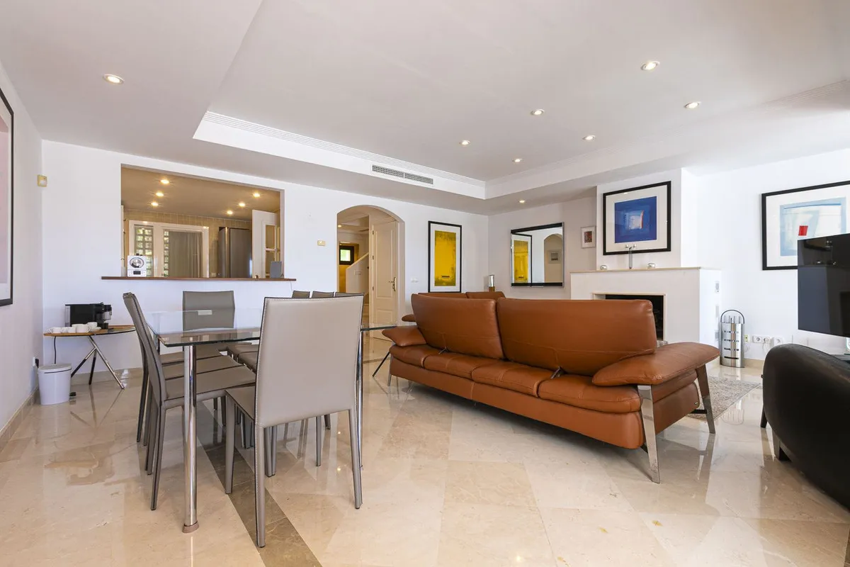 1d9c2dec-ae8d-44ed-80a2-63455174904f