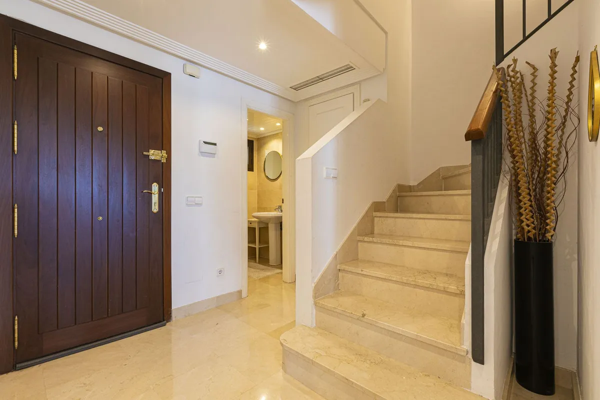 650345b3-083a-499d-a78e-15b26a7bc7e3