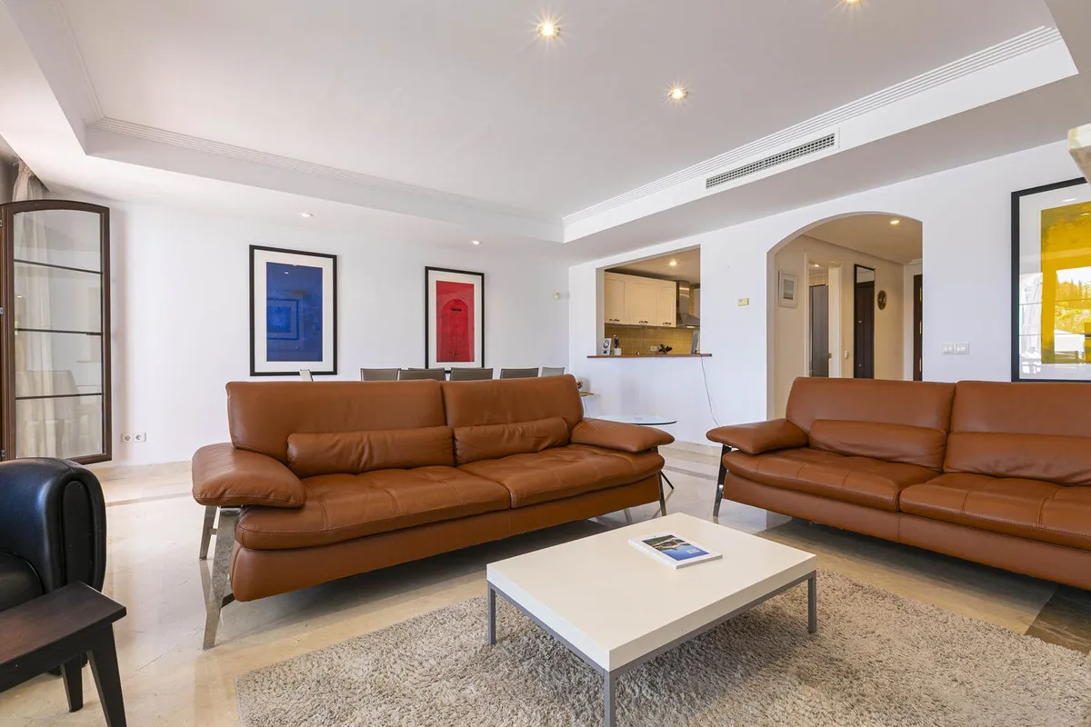 896832d3-4a0e-43b2-8c3a-cfe3b2ba9350