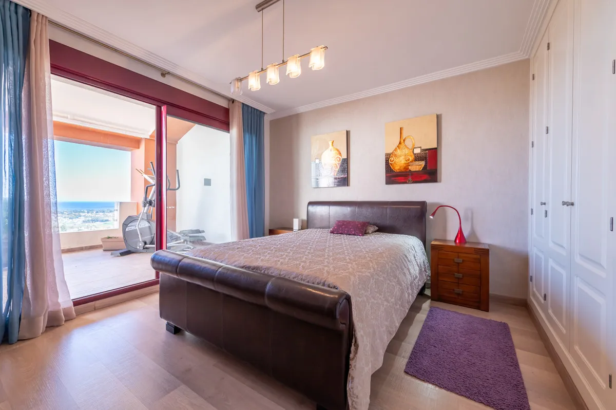 42a08c90-8e5b-437f-a059-eb9f8843e8ce