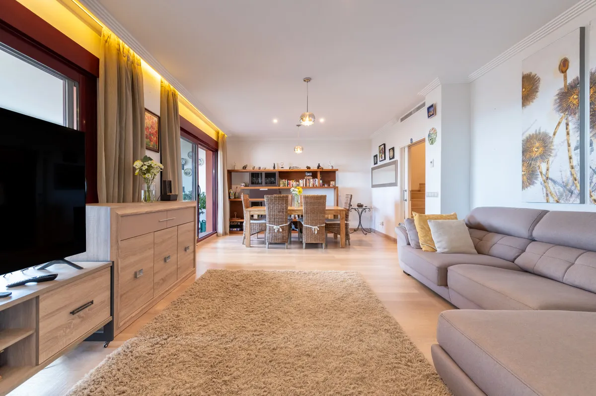 4fa8b1fb-575e-4dd2-989f-181040d59c8a