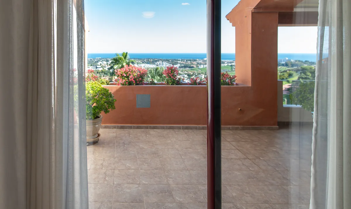 56bedbcd-8637-4cf0-bfd4-834d5482b5bc