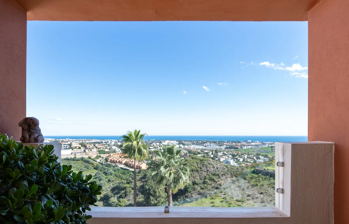 ca92f723-9532-4d4e-8fd1-042d03e78120