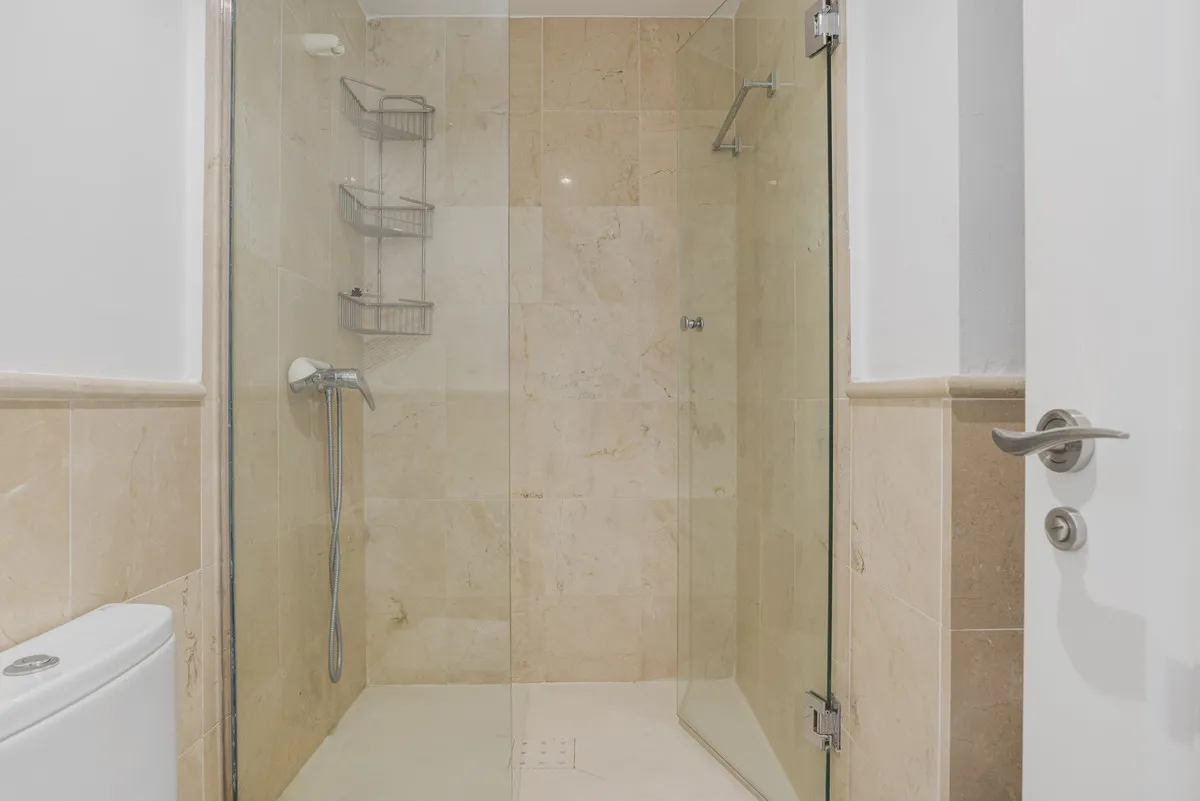 75c7da21-fca5-4e74-b8f3-8ac686716a43