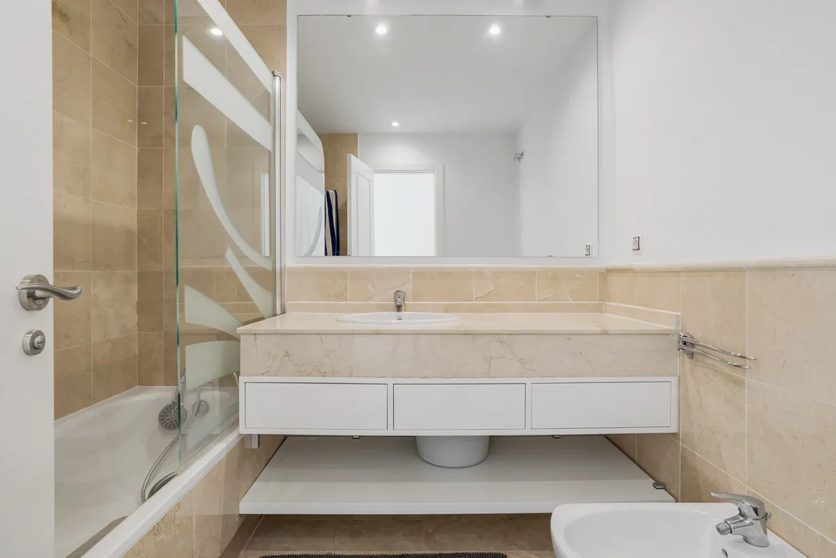 7e8b5d81-6296-4d02-82c6-433f99278e52