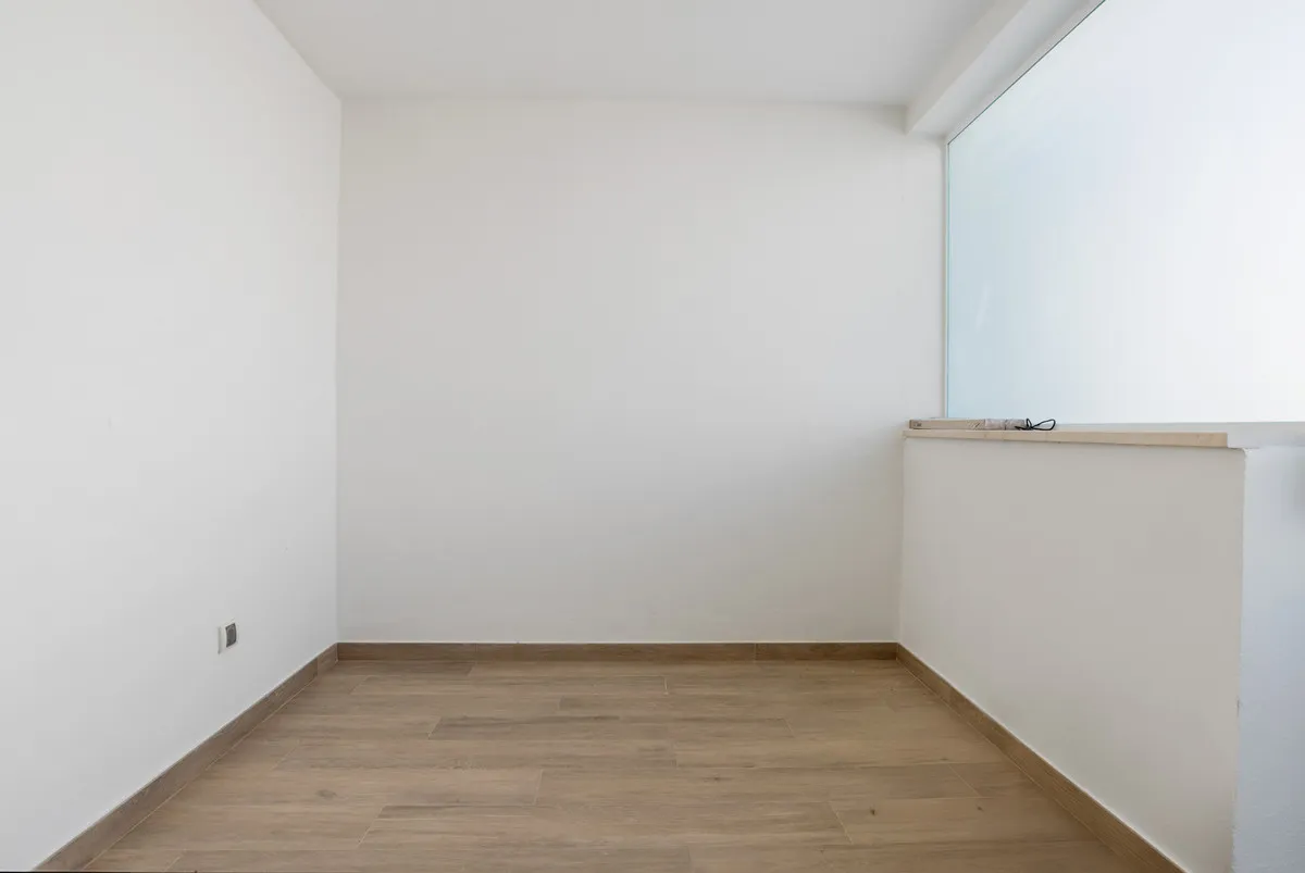 8e8c0e53-fb0f-43b6-bf23-8dd781e518a6