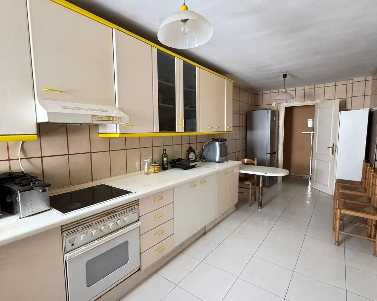 2f3b4240-bb02-4b78-9c50-e61a29fd8a59