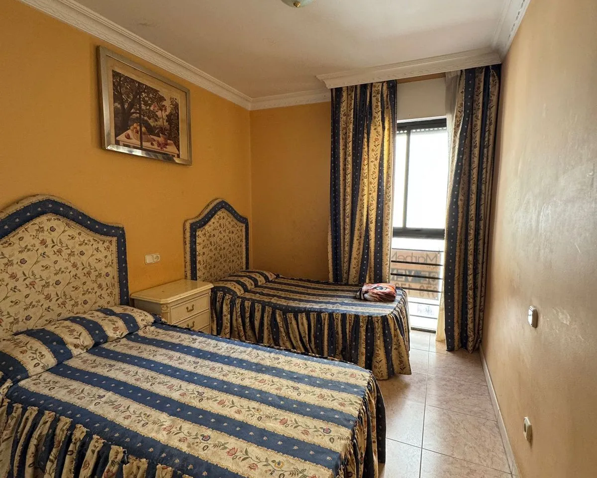 5a6cef8b-a116-46a1-ba38-1317d5aa69dc