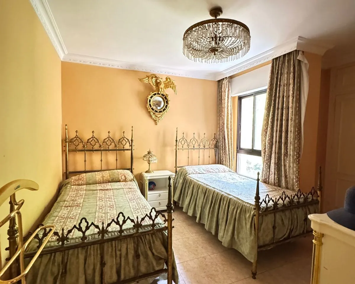 749867cd-9e4f-4800-9ad9-cf32a762955f