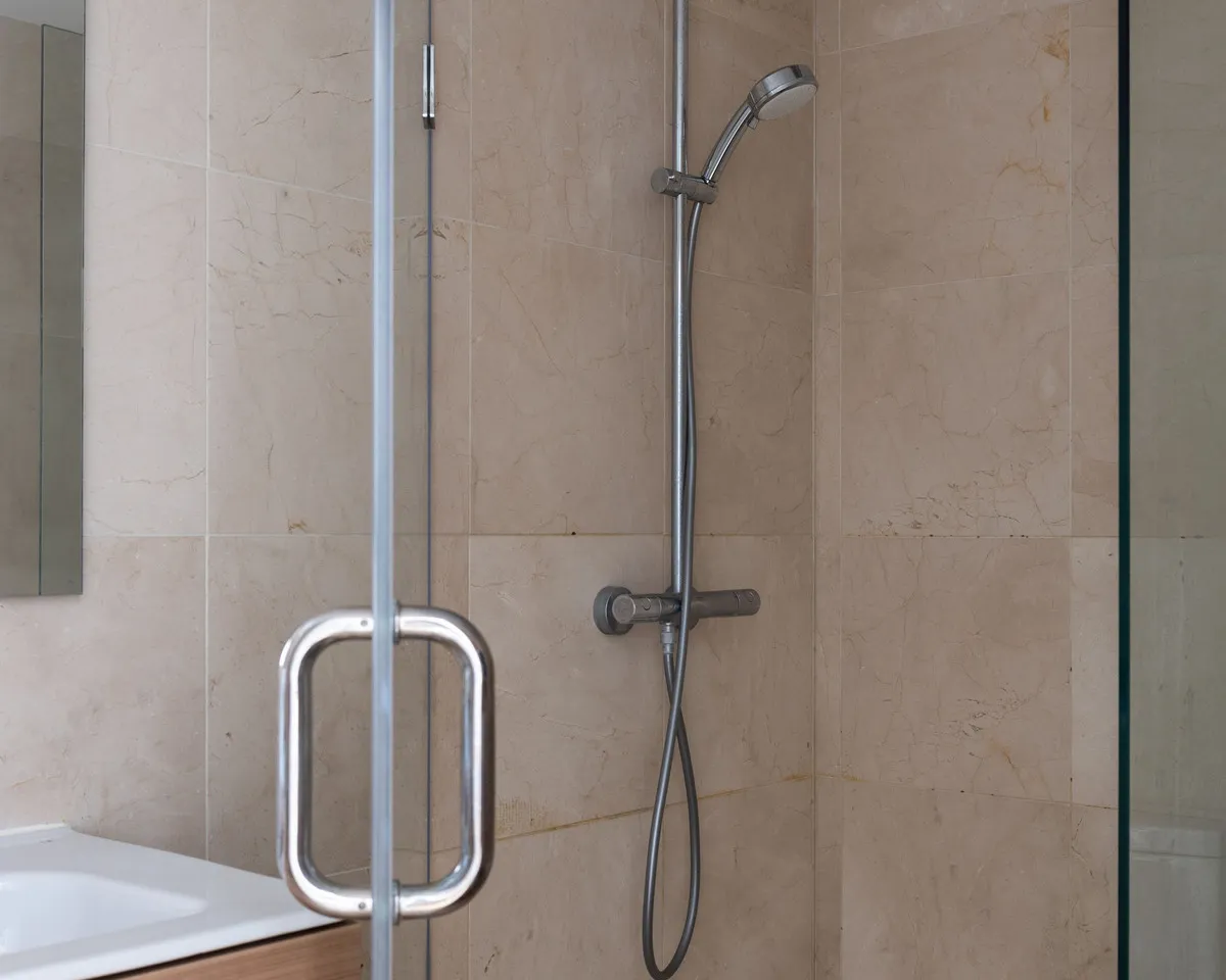 f18c0ee8-42ed-490e-9e5b-b86b8f84a34a