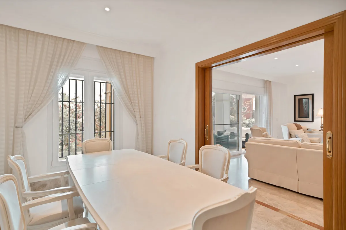 1e9372a0-3e4f-4ee1-88df-fe234060f063