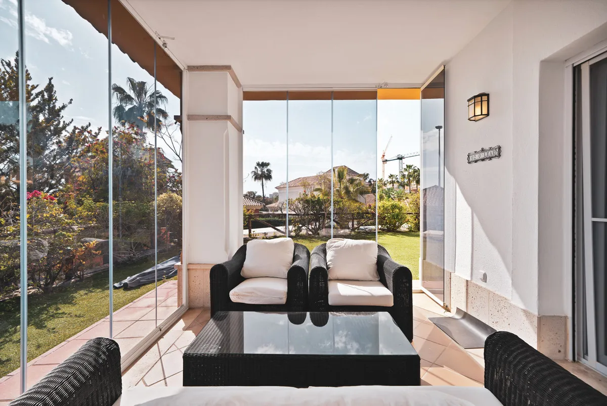 c9806ebf-b50b-4576-b23a-9a8cb00a6bcb