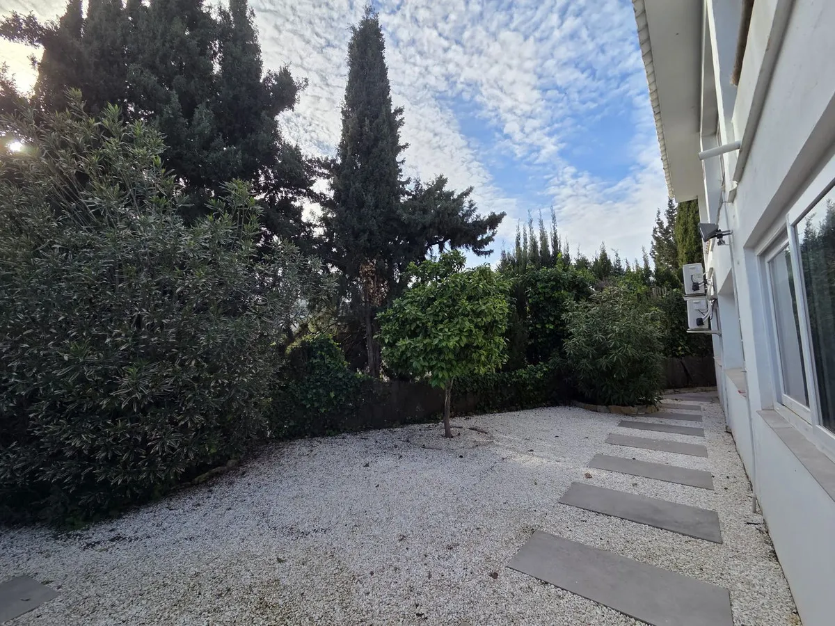 0a97deed-5424-4ebf-af5e-3959cfbde2f4