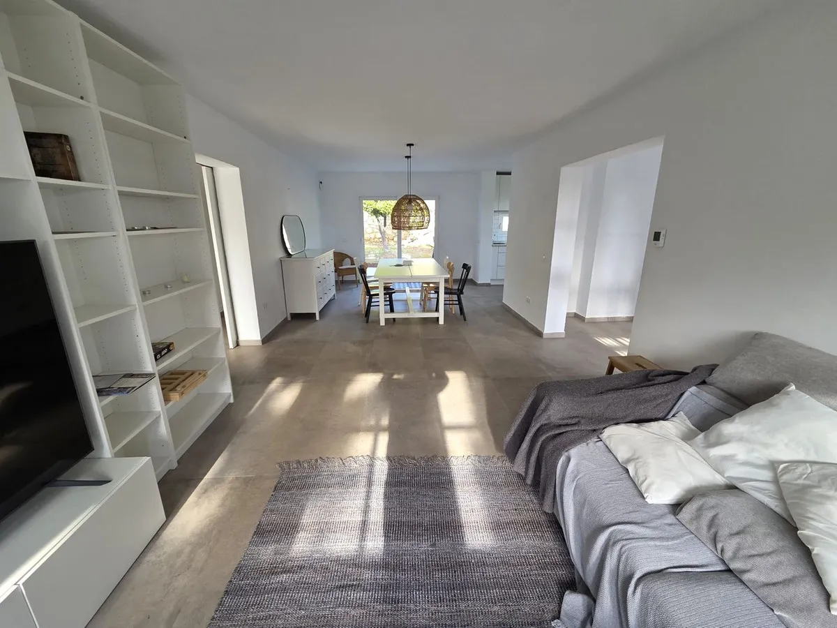 6ab20237-8032-4ba9-9fca-a2dedc66b103